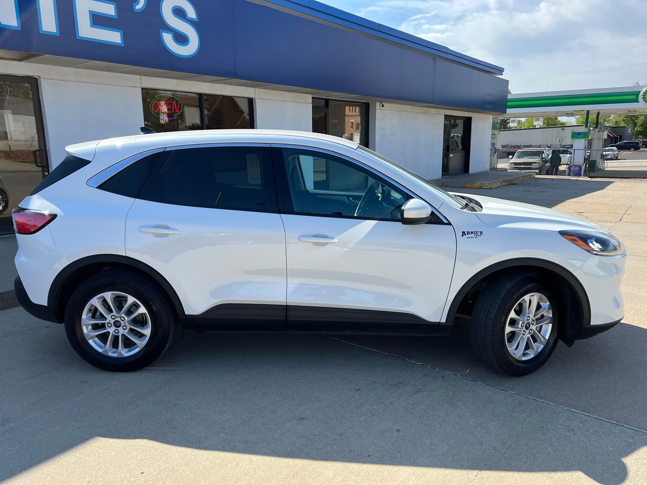 Used 2020 Ford Escape SE with VIN 1FMCU9G67LUA32954 for sale in Wayne, NE