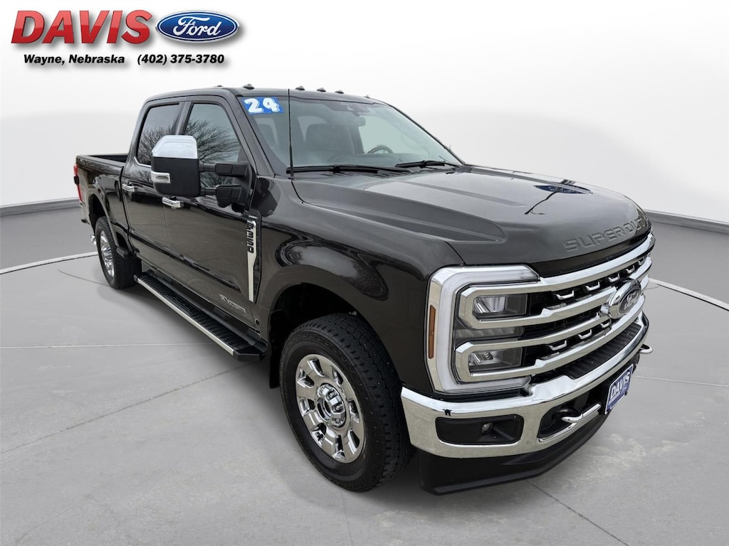 Used 2024 Ford Super Duty F-350 SRW Lariat Truck