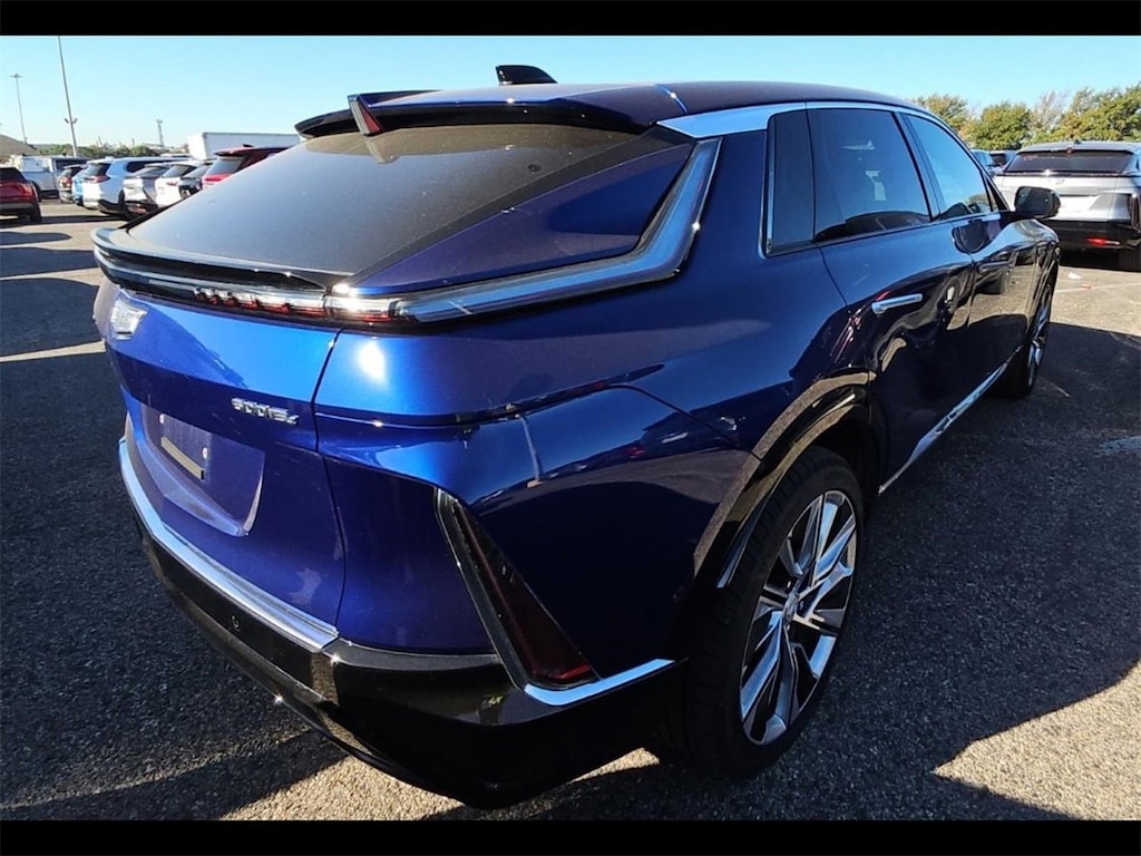 Certified 2024 CADILLAC Lyriq Luxury 3 SUV