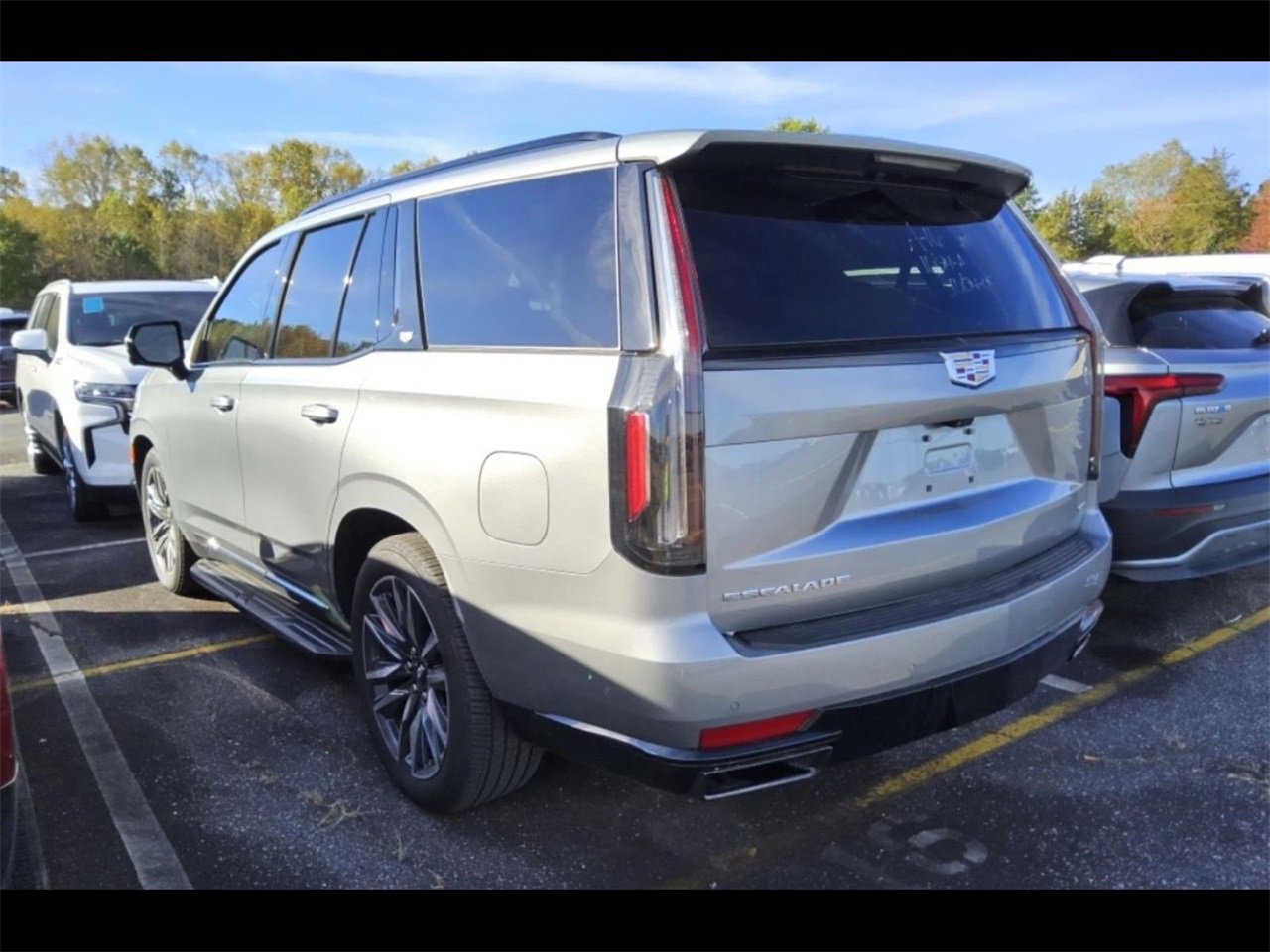 2024 Cadillac Escalade Sport Platinum photo 2