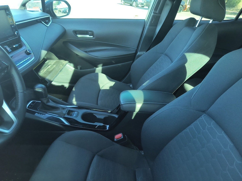 Used 2019 Toyota Corolla Hatchback SE