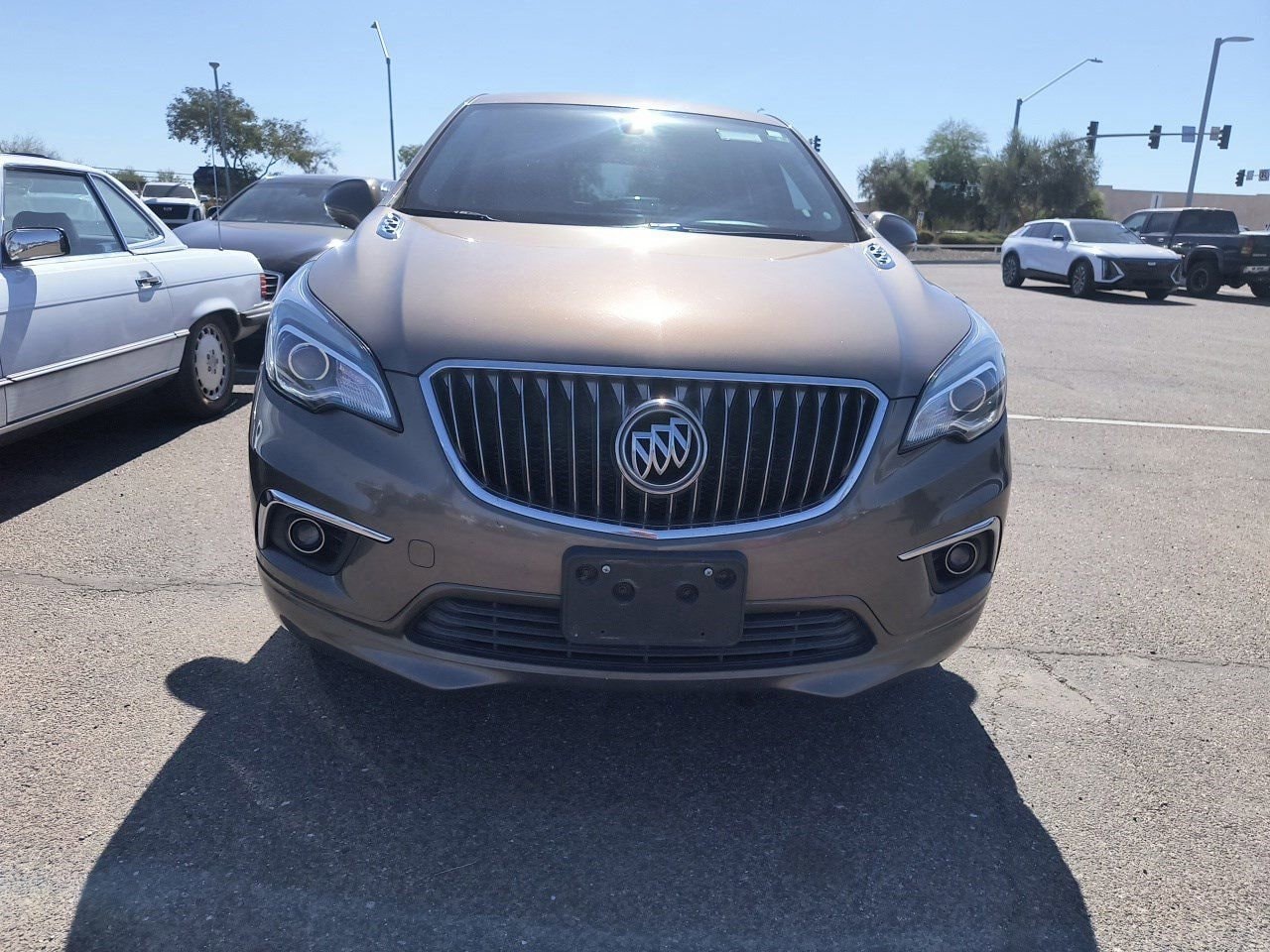 Used 2018 Buick Envision Preferred with VIN LRBFXBSAXJD006467 for sale in Glendale, AZ