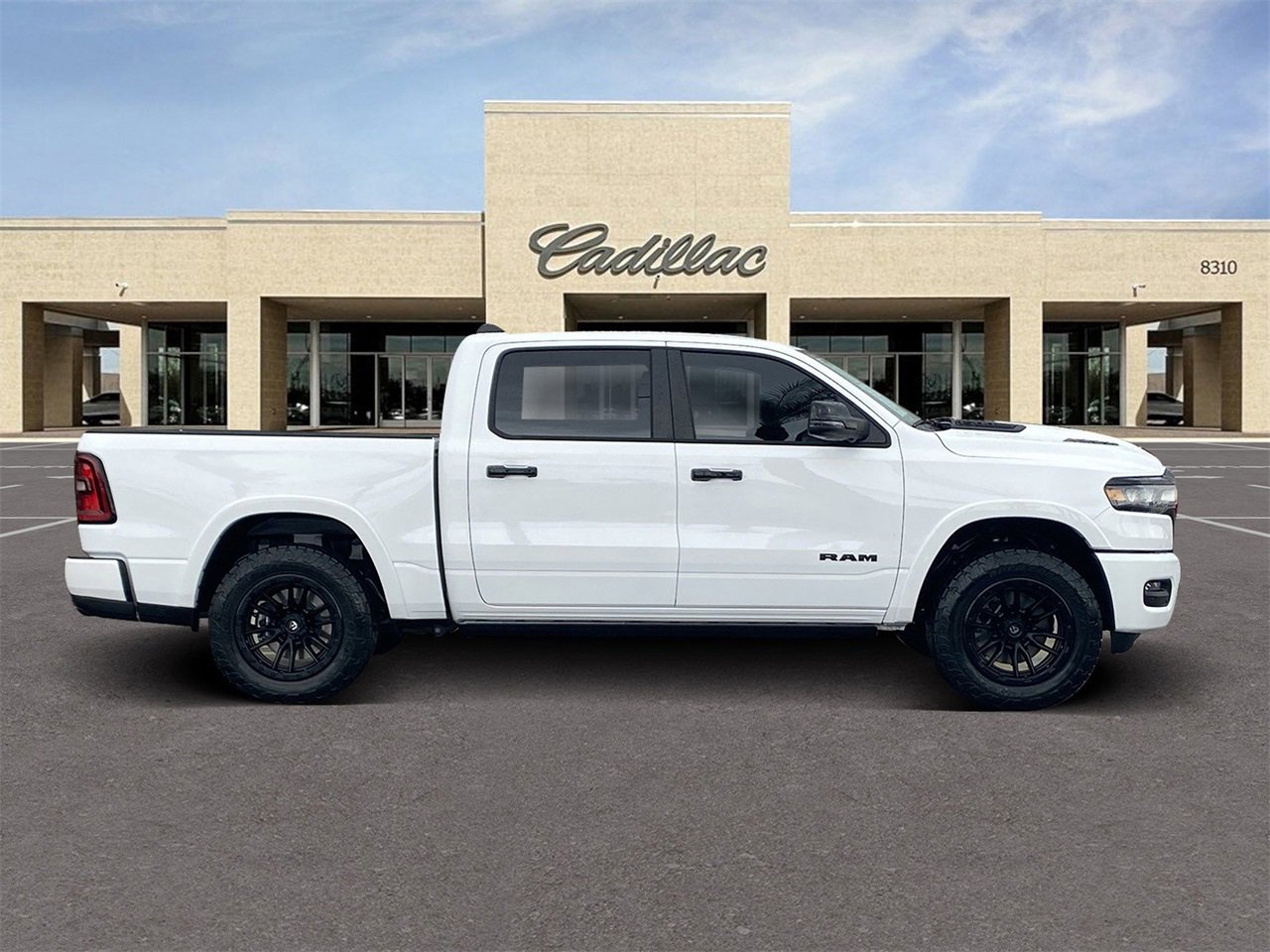 2025 Ram 1500 Laramie photo 2
