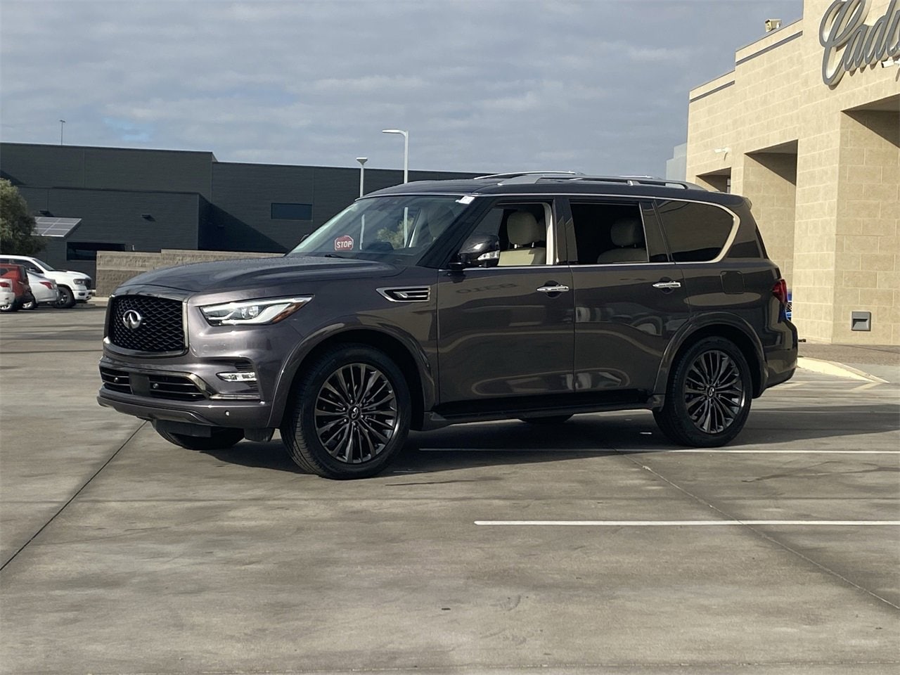 2022 INFINITI QX80 PREMIUM SELECT 4WD's photo