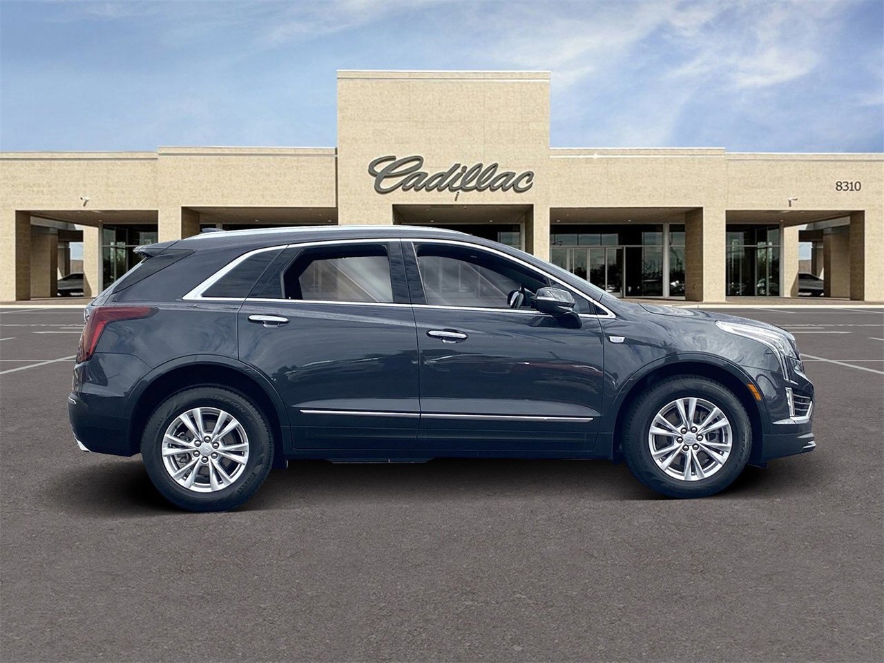 2021 Cadillac XT5 Luxury photo 3