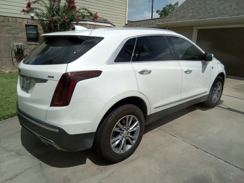 2022 Cadillac XT5 Premium Luxury photo 3