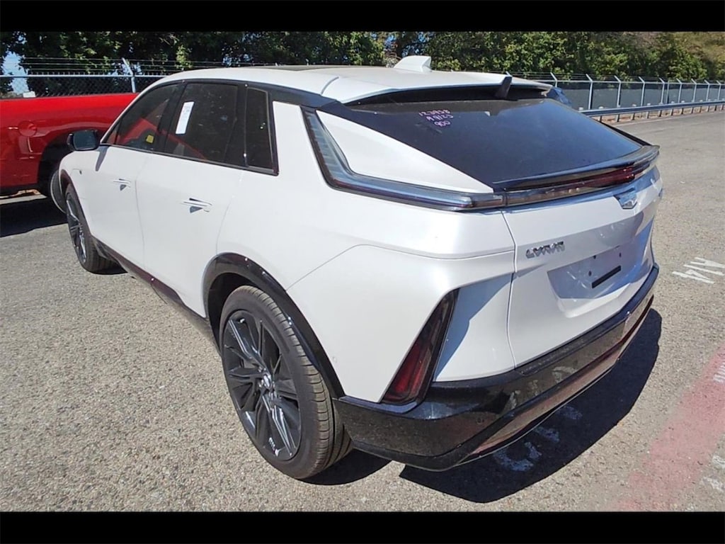 Certified 2024 CADILLAC Lyriq Sport 3 SUV