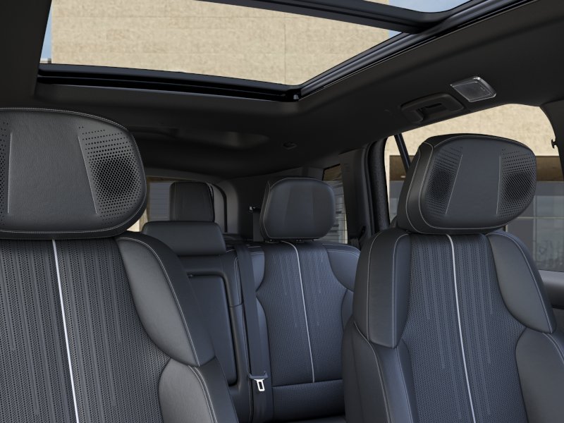 2026 Cadillac VISTIQ Luxury - Photo 24