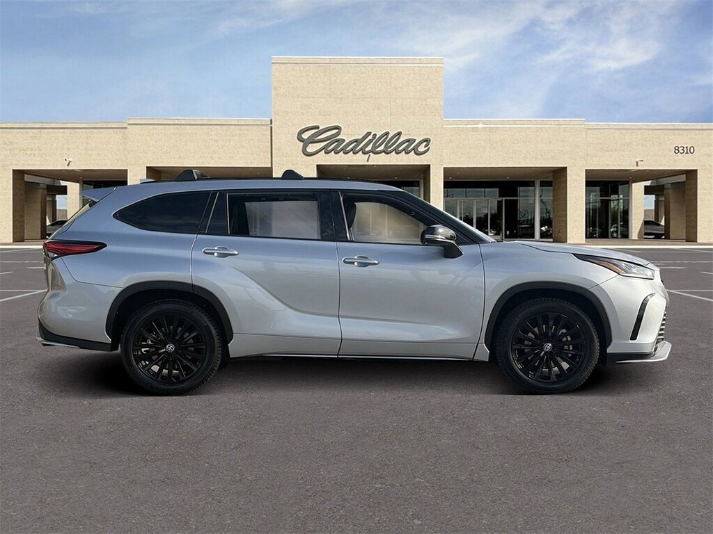 Used 2023 Toyota Highlander XSE SUV