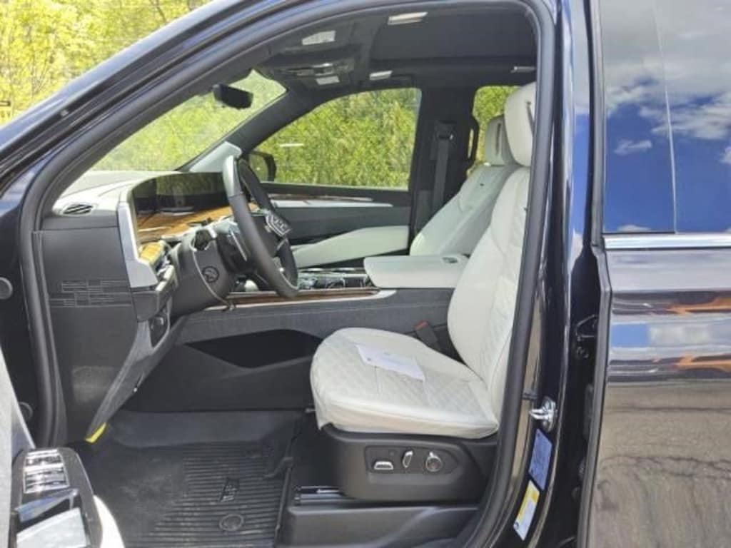 Certified 2026 CADILLAC Escalade ESV Platinum Luxury SUV
