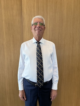 Staff member MAT DRESP from ID_491c79fda894