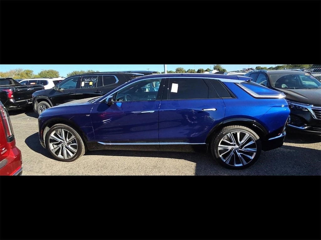 Certified 2024 CADILLAC Lyriq Luxury 3 SUV