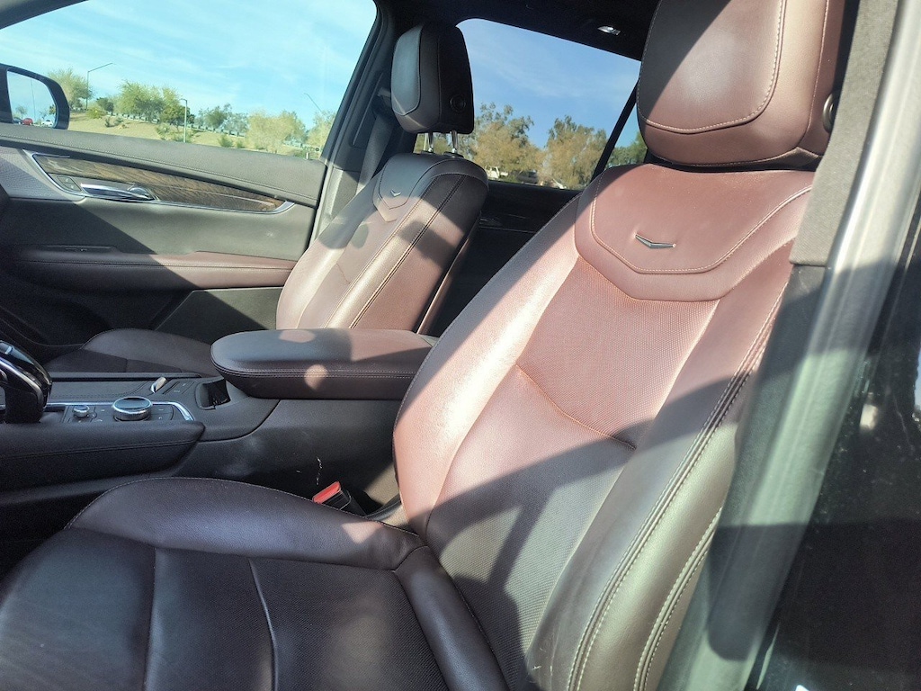 Used 2020 CADILLAC XT6 Premium Luxury SUV