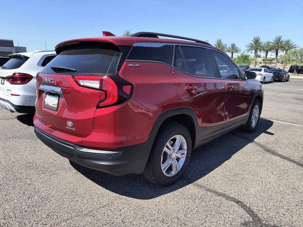 Used 2022 GMC Terrain SLE SUV