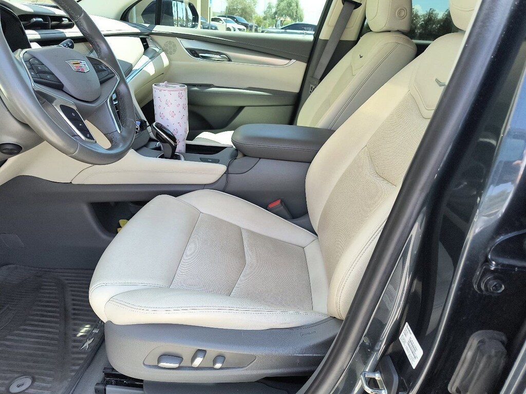 Used 2019 CADILLAC XT5 Luxury FWD SUV