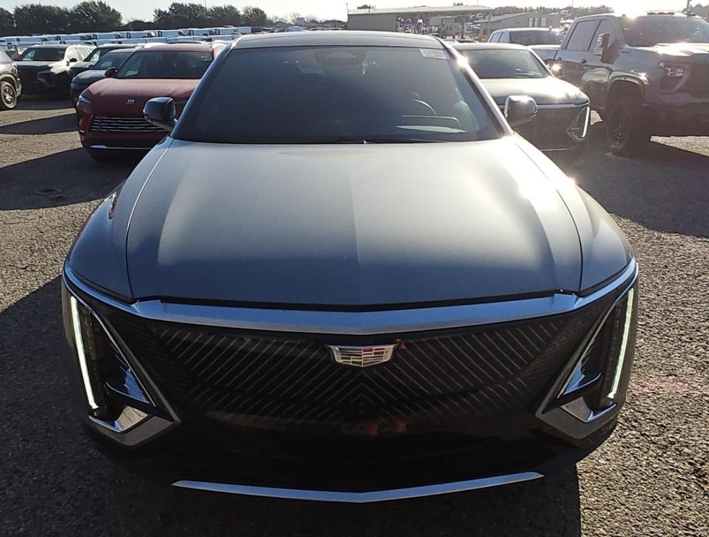 Certified 2025 CADILLAC LYRIQ Luxury 3 SUV