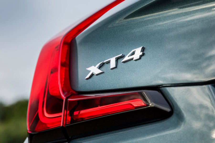 Cadillac XT4
