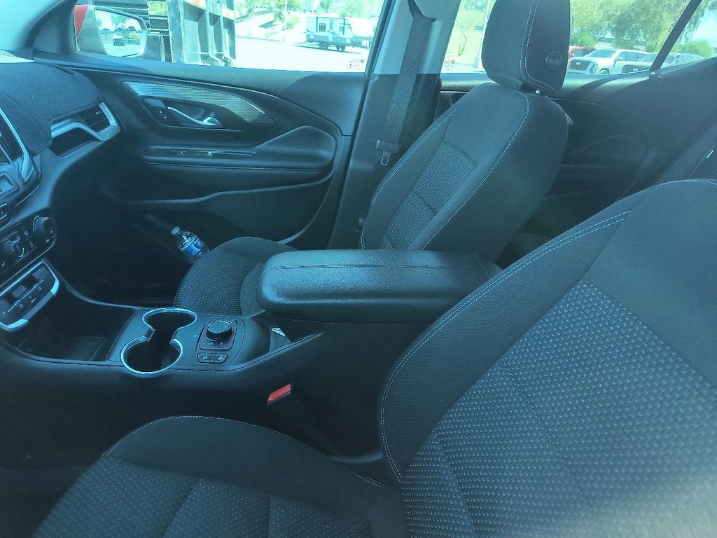 Used 2022 GMC Terrain SLE SUV