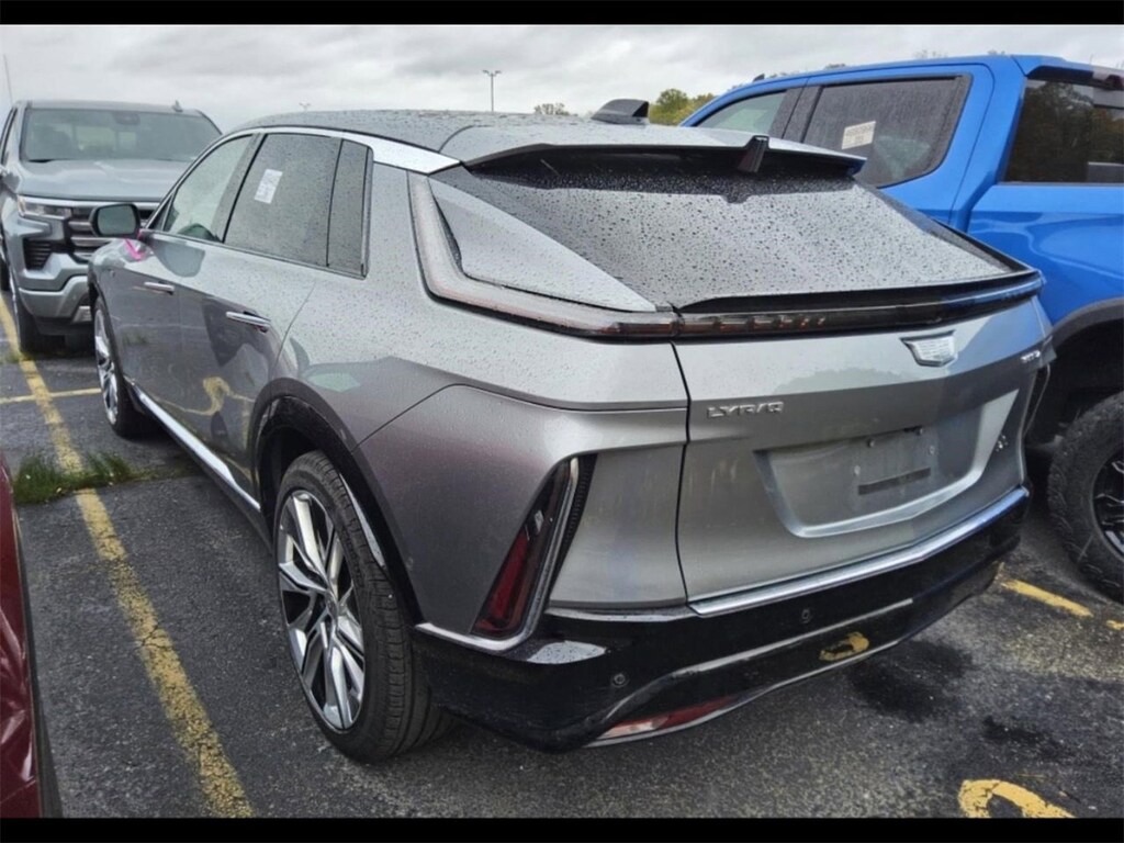 Certified 2024 CADILLAC Lyriq Luxury 3 SUV
