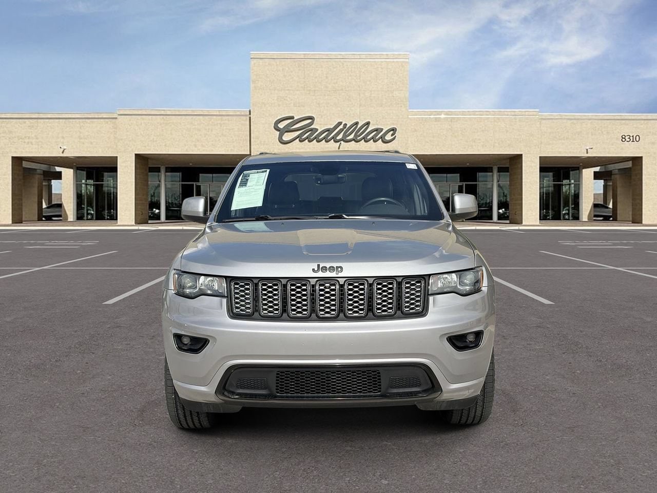 Used 2017 Jeep Grand Cherokee Altitude with VIN 1C4RJEAG5HC832974 for sale in Glendale, AZ