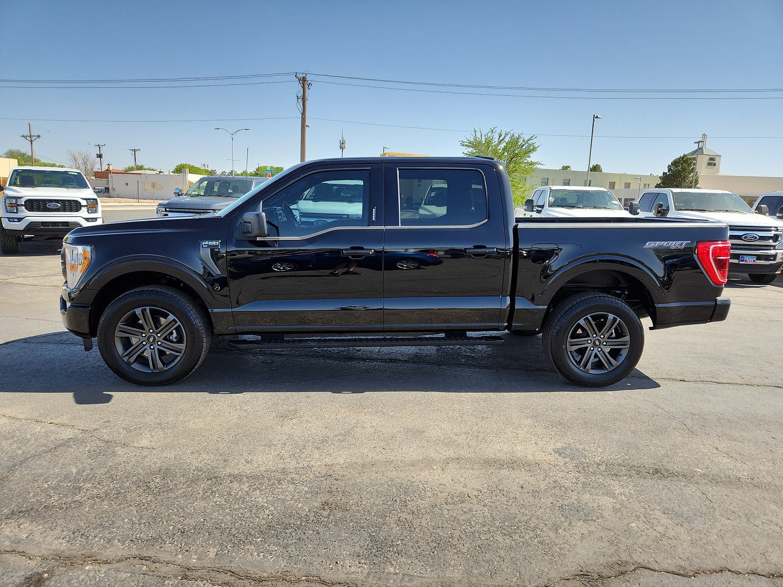 Used 2022 Ford F-150 XLT with VIN 1FTFW1E51NKD60392 for sale in Artesia, NM