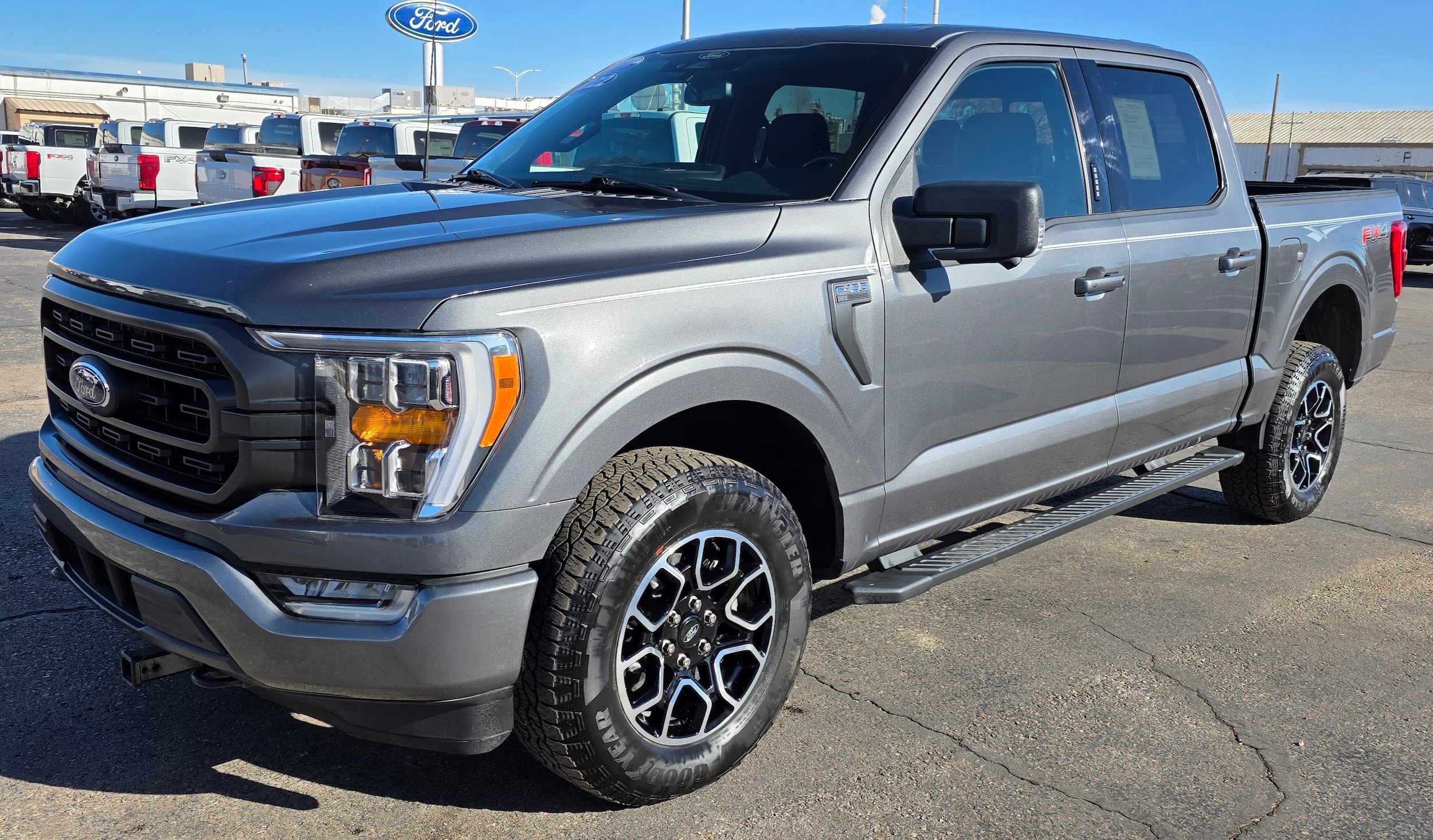 2022 Ford F-150 XLT's photo