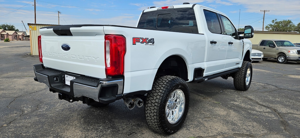 Used 2025 Ford F-250 Super Duty Crew Cab Truck