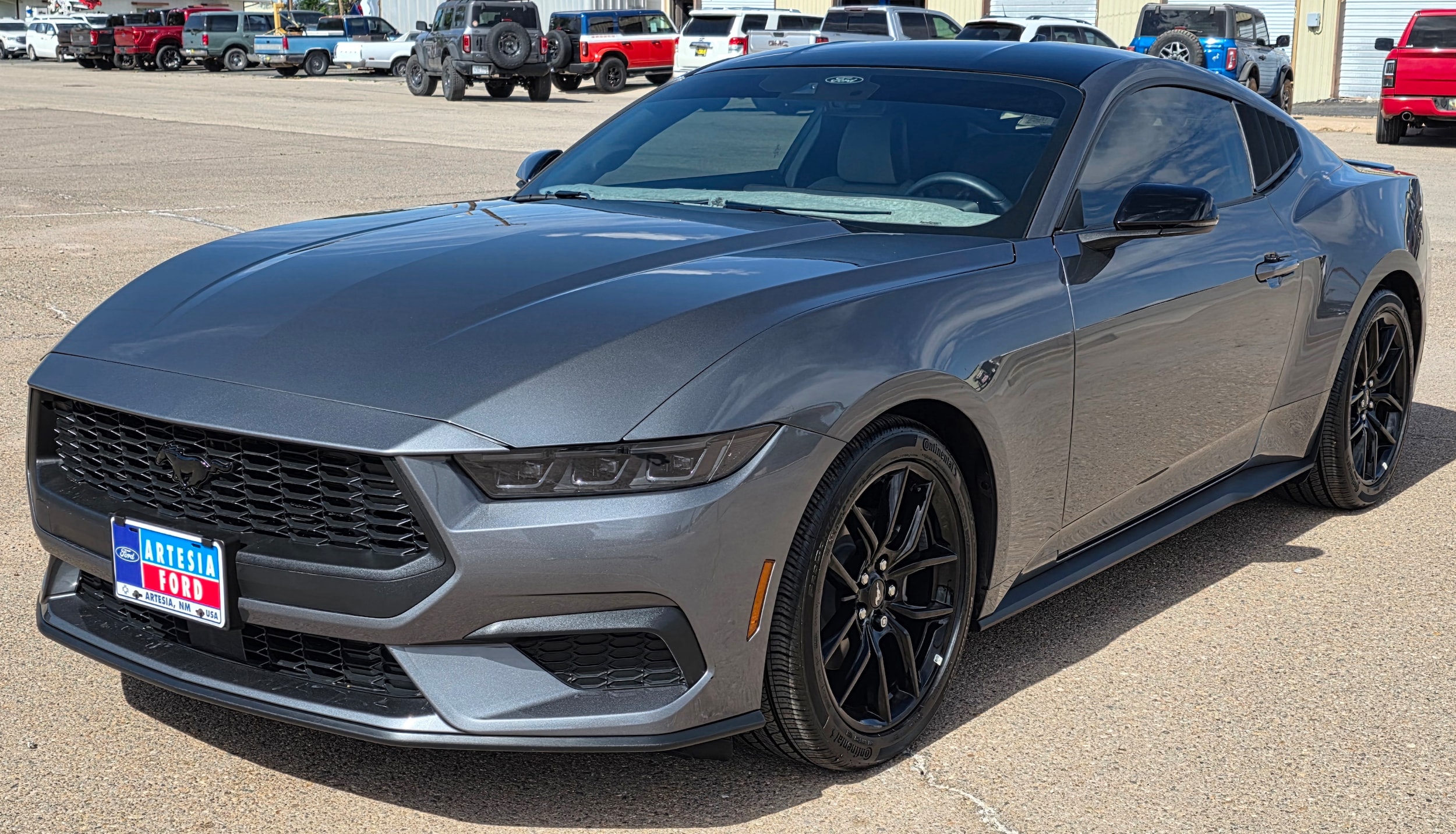 2025 Ford Mustang EcoBoost Premium Fastback's photo