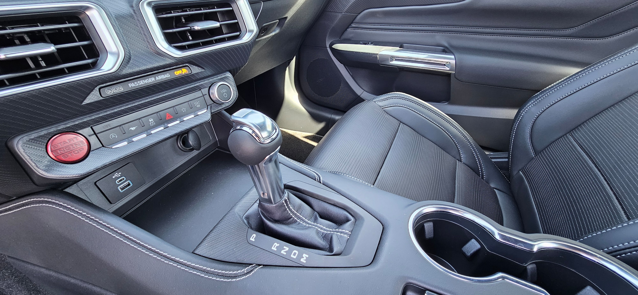 2025 Ford Mustang GT Premium Fastback - Photo 14