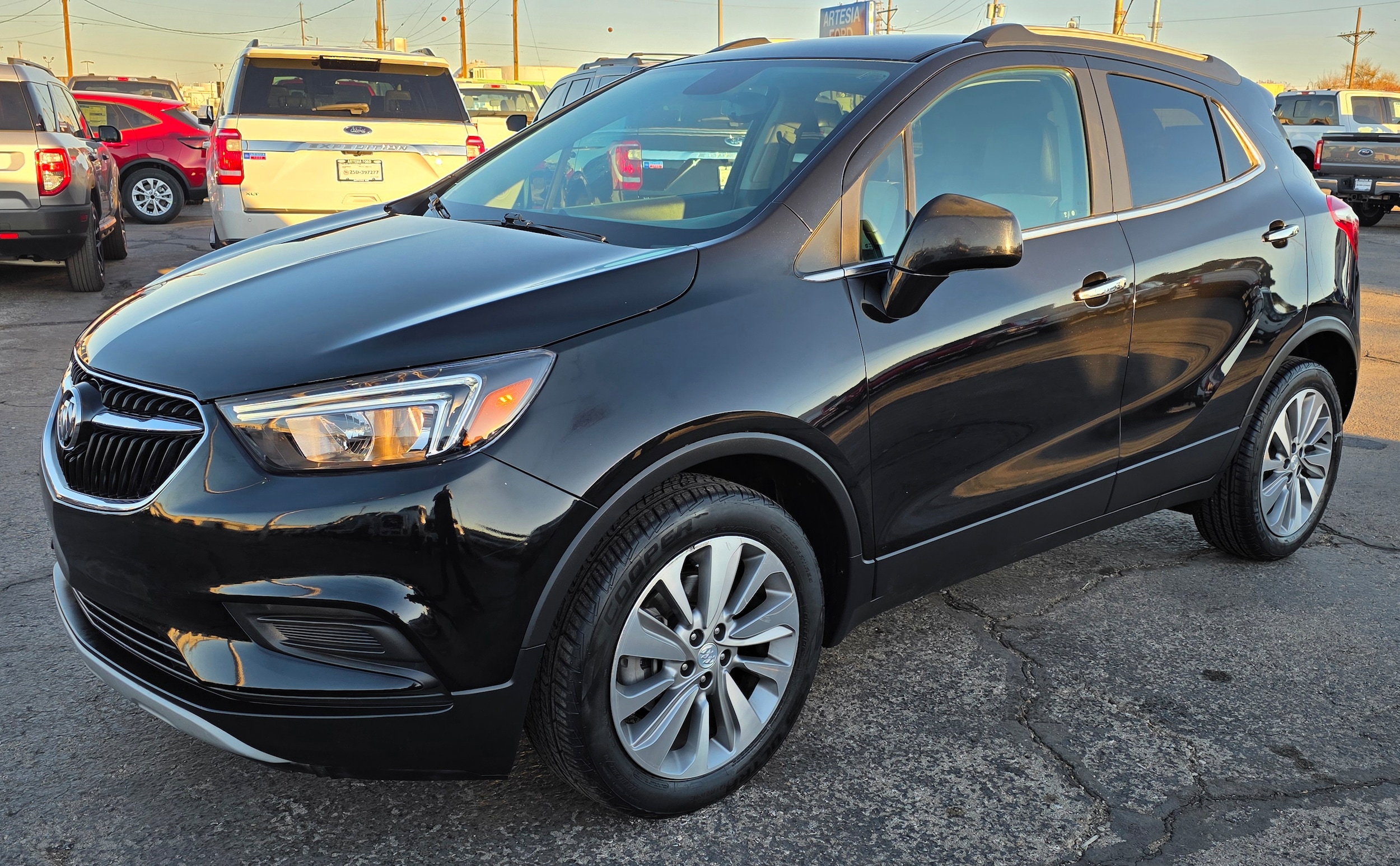 2020 Buick Encore Preferred's photo