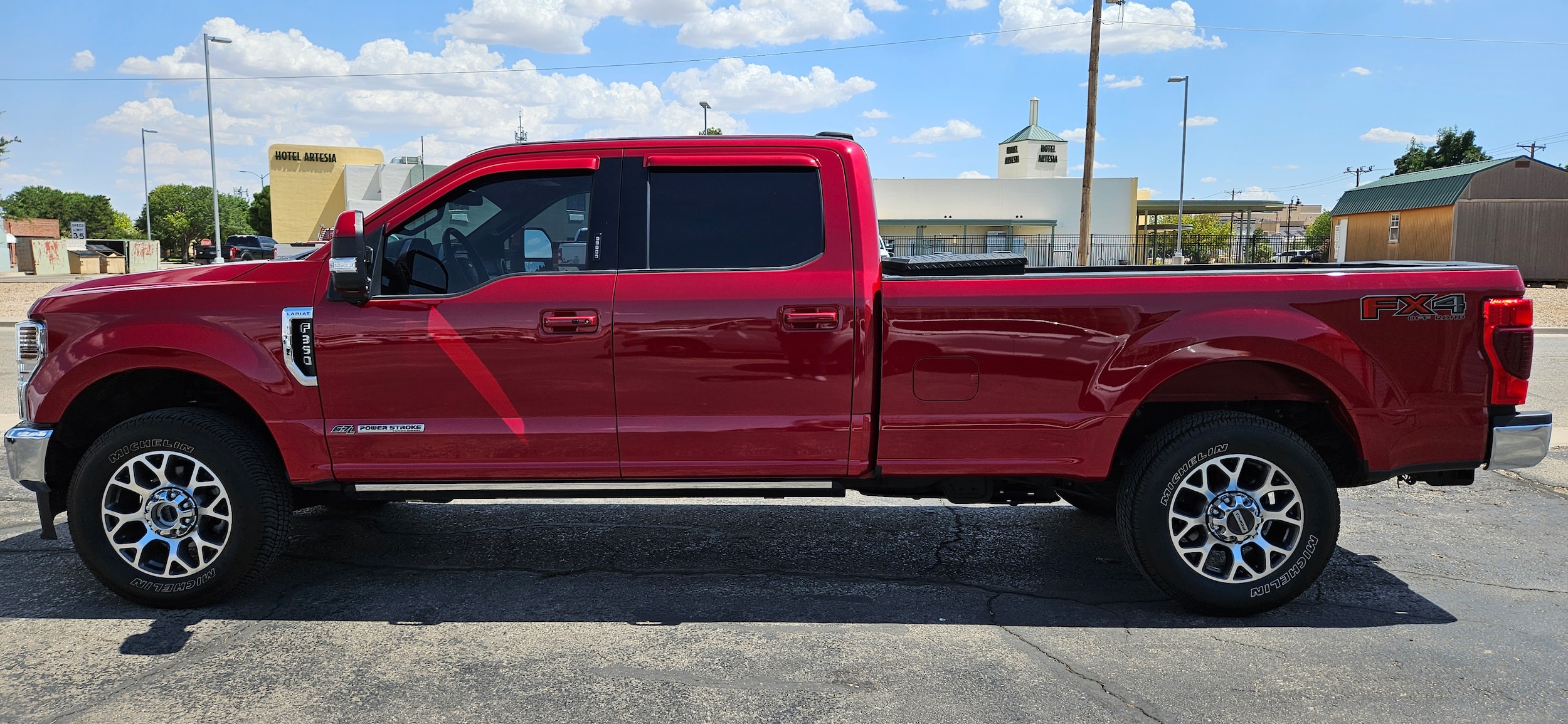 Certified 2022 Ford F-350 Super Duty Lariat with VIN 1FT8W3BTXNED60543 for sale in Artesia, NM