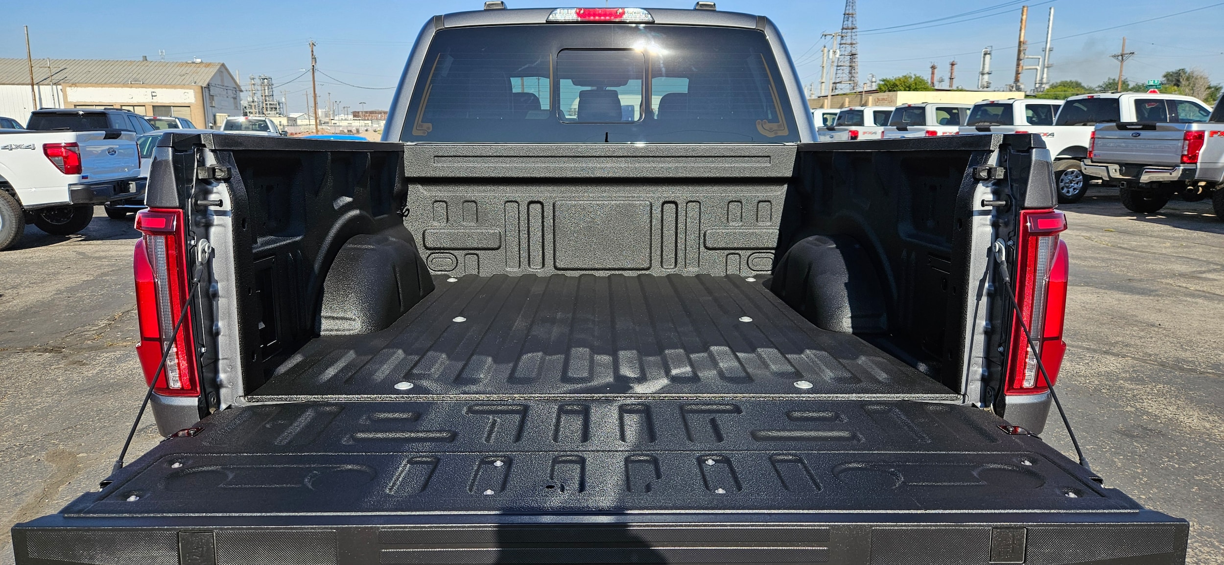 2024 Ford F-150 Lariat - Photo 8