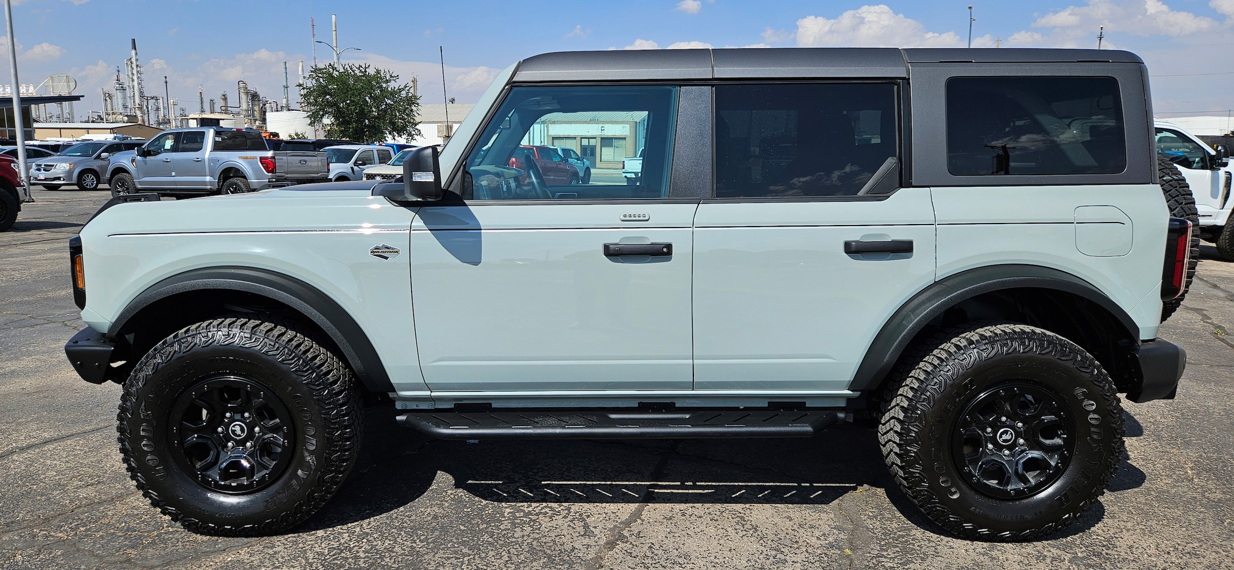 Used 2022 Ford Bronco 4-Door Wildtrak with VIN 1FMEE5DPXNLA82459 for sale in Artesia, NM