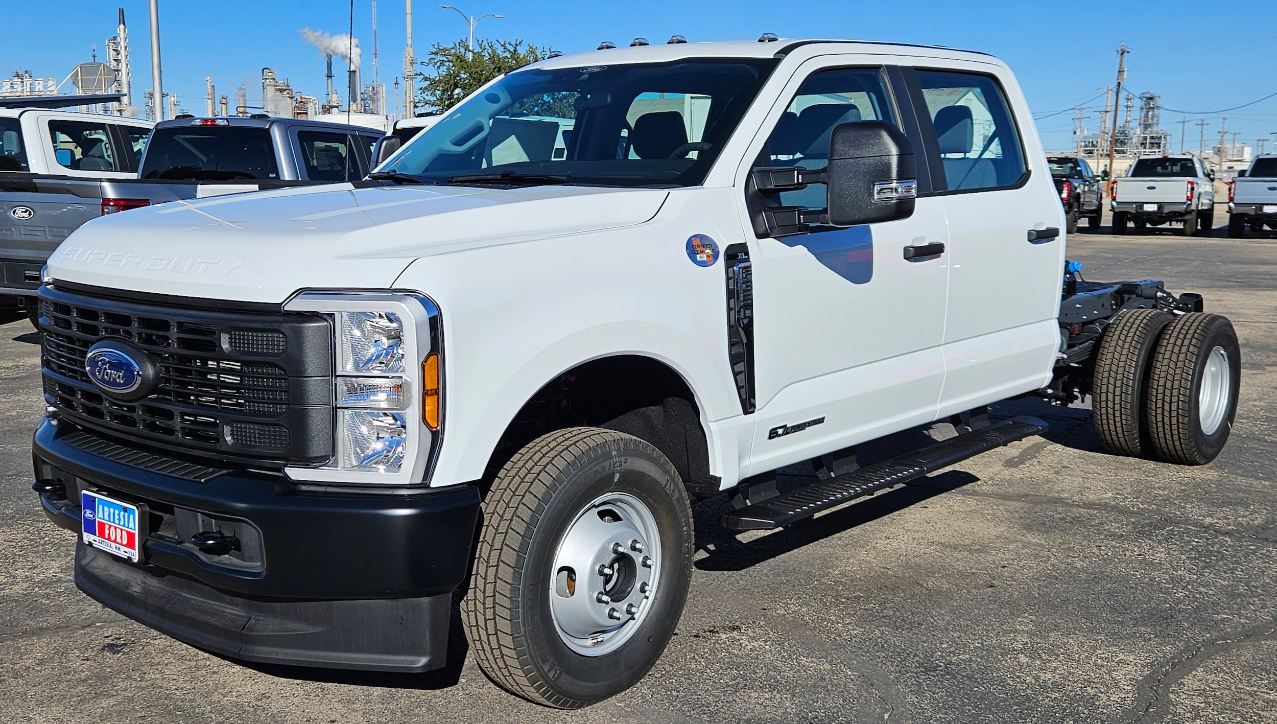 2026 Ford F-350 Super Duty Chassis Cab XL's photo