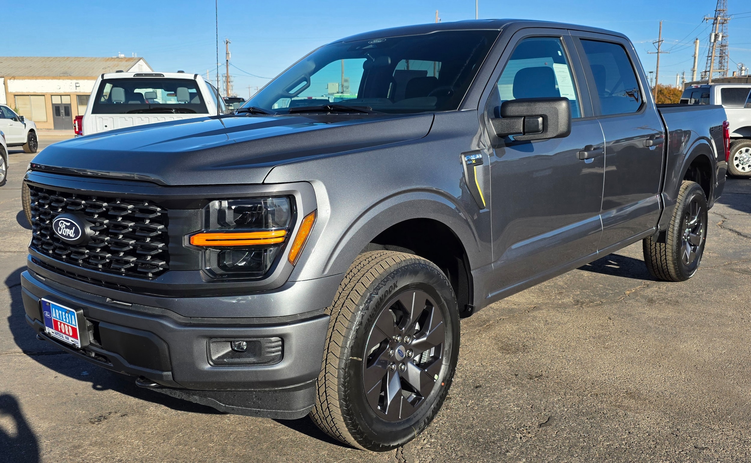 2025 Ford F-150 STX's photo