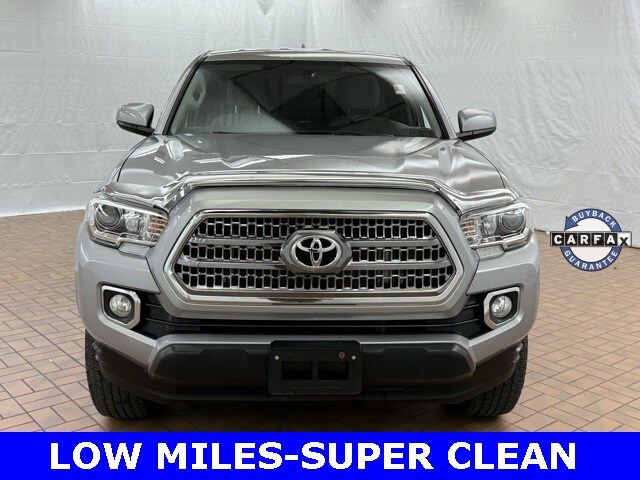 2016 Toyota Tacoma SR5 Long Bed photo 2