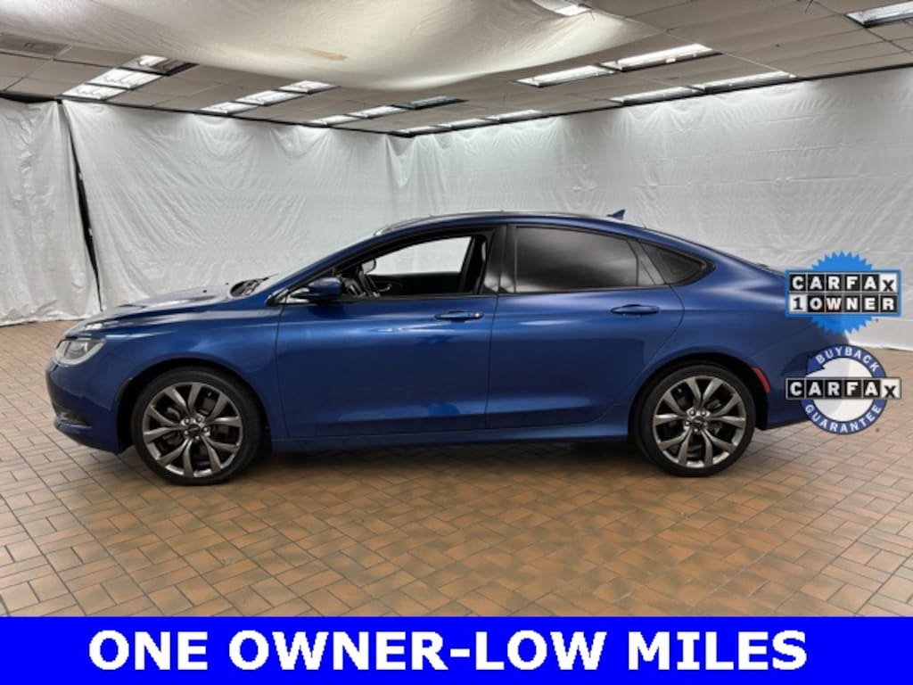 Used 2015 Chrysler 200 S Sedan