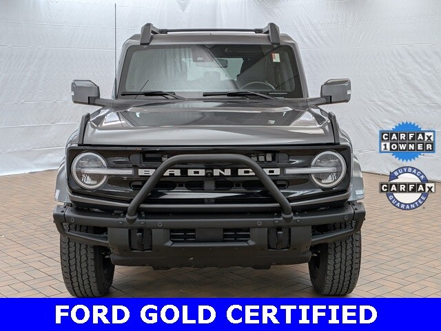 2023 Ford Bronco Outer Banks photo 2
