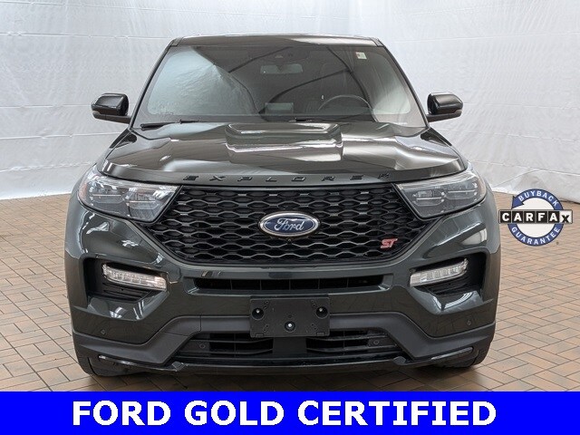 2022 Ford Explorer ST photo 2