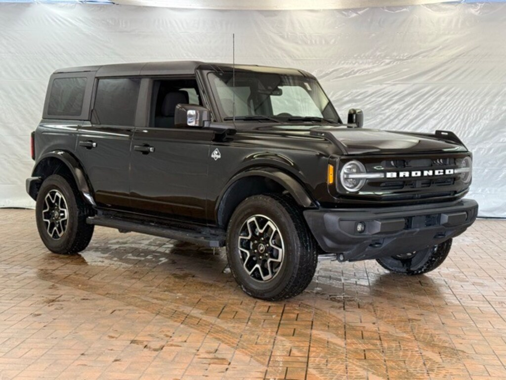 Used 2021 Ford Bronco Outer Banks SUV