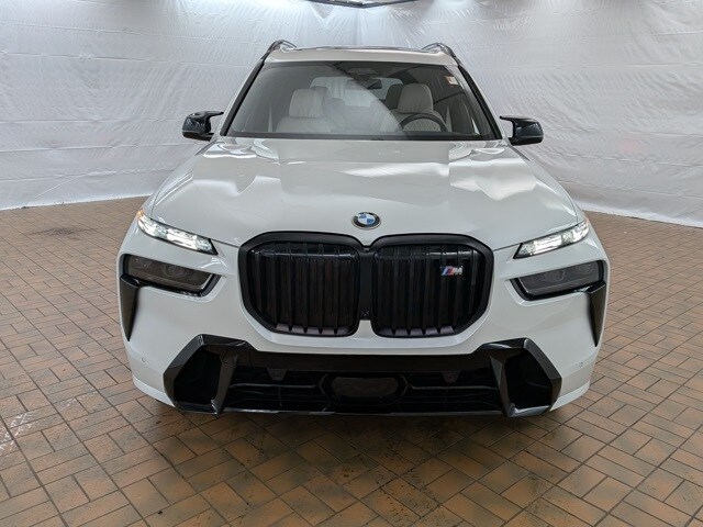 2025 Bmw X7 M60i photo 2