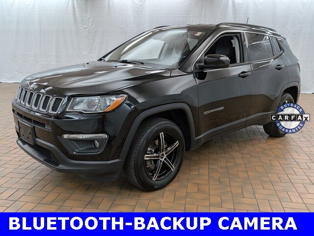 2018 Jeep Compass Latitude photo 2