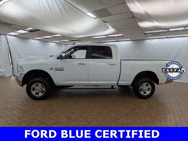 2017 Ram 2500 SLT photo 4