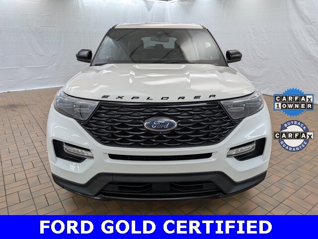 2022 Ford Explorer ST-Line photo 2
