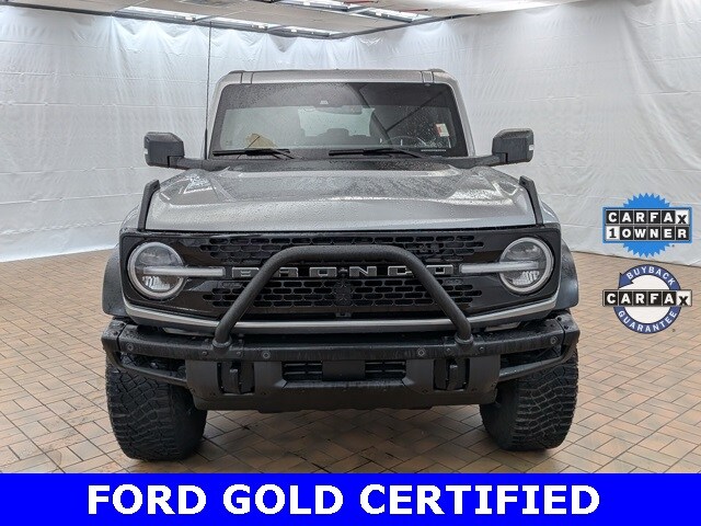 2024 Ford Bronco Wildtrak photo 2
