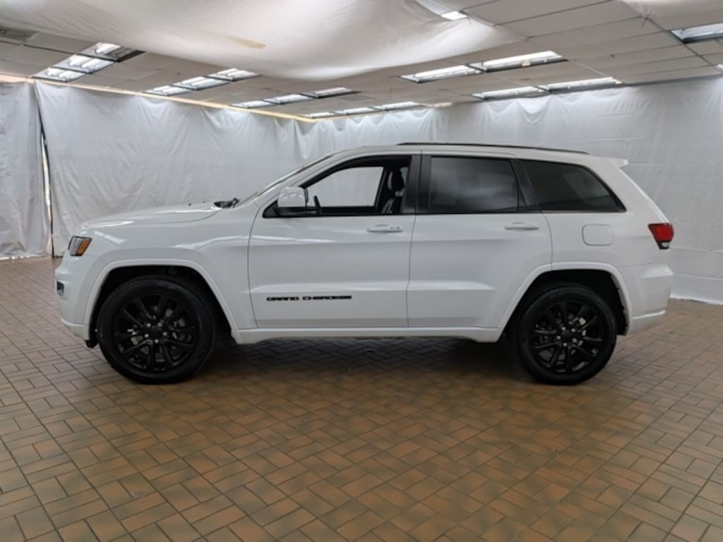 Certified 2018 Jeep Grand Cherokee Laredo SUV