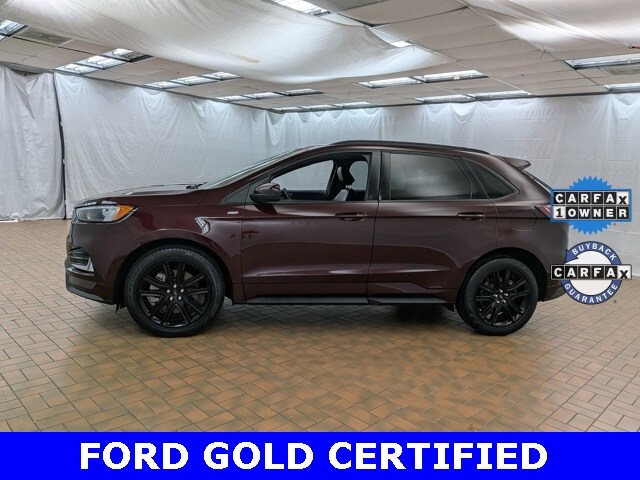 2021 Ford Edge ST photo 3