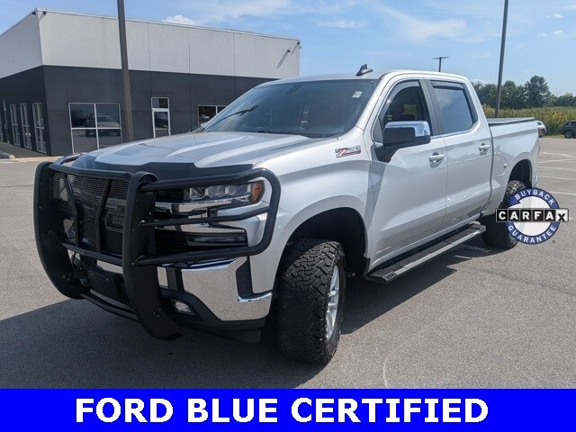 2019 Chevrolet Silverado 1500 LT photo 3