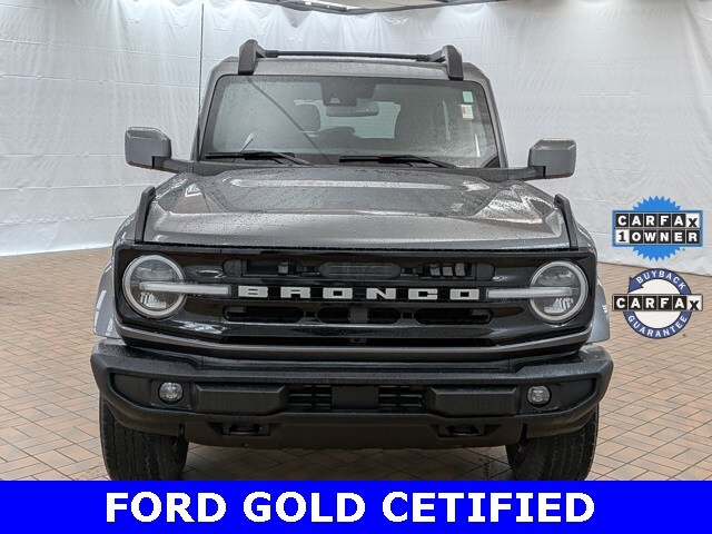 2023 Ford Bronco Outer Banks photo 2