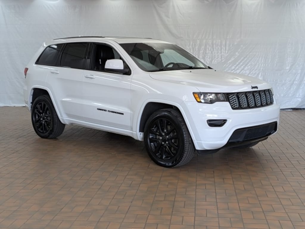 Certified 2018 Jeep Grand Cherokee Laredo SUV